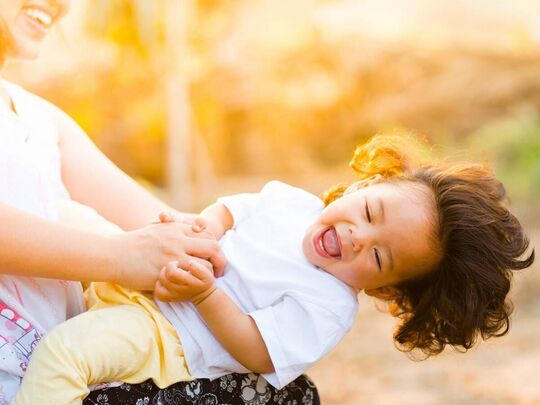 un enfant chez la nounou
